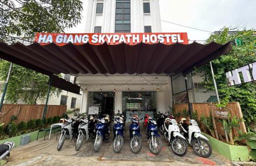 Ha Giang Hotel | Ha Giang SkyPath Hostel & Tours