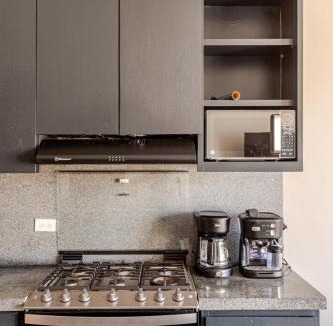 Libertad House | Habitación y baño privado en departamento compartido