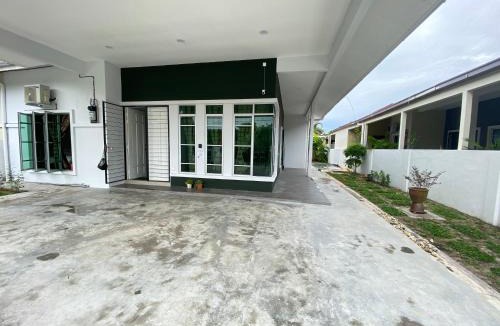 Hulu Kinta House | Habitat Homestay Large Semi-D House For 11-13Pax