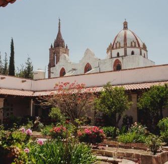 Centro House | Hacienda de Comodejé
