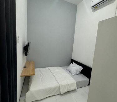 Ponorogo Hostel | Han Gang Syariah