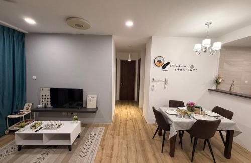 Sibu Apartment | Hann's Residence with wide-angle view