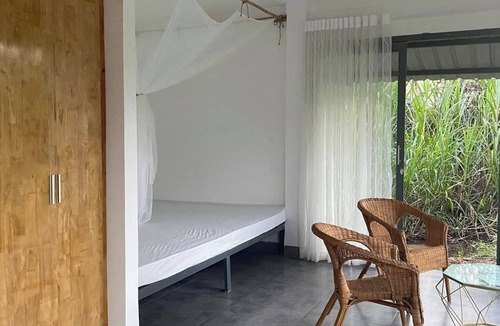 Buon Ma Thuot House | Hannah Garden is the house at the foot of the hill by the stream, pet friendly.