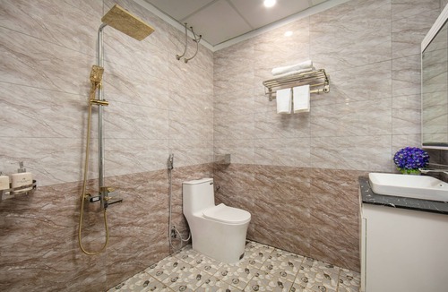 Soc Son Hostel | Hanoi Airport Suites Hostel & Travel
