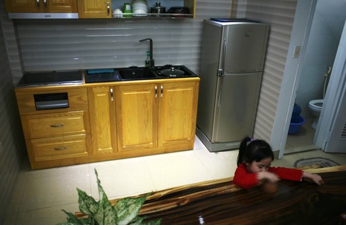 Ba Dinh House | Hanoi hearted Family Suite with full kitchen & garden - Home Beyond House II