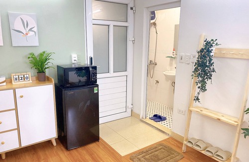 Hang Bo Apartment | Hanoi Old Quarter Center - 1BR Studio - Big window & Balcony & Private Bathroom