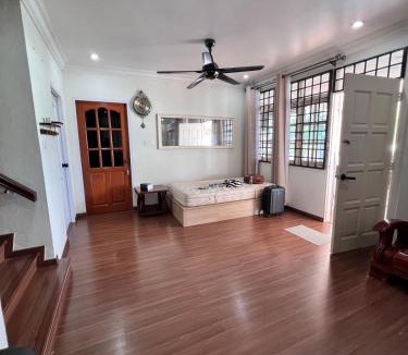 Bintulu House | Harmoni Group Stay