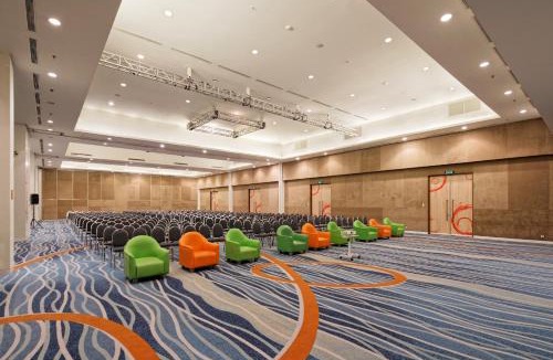 Gading Hotel | HARRIS Hotel and Conventions Kelapa Gading Jakarta