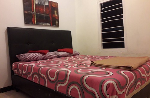Gorontalo House | Harry & Mimin Homestay. A homestay in the heart of Gorontalo City