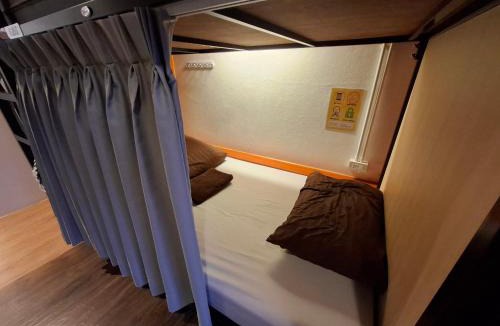 Don Muang Hostel | Her - Female Friendly hostel - Donmueang airport