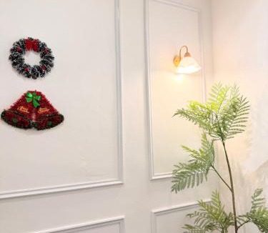 Kluang House | HeyLavie 8pax-Movies-Game- Water Dispenser