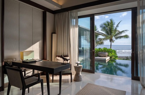 Kelating Villa | Hidden Refuge with Ocean and Volcanic Mountain Views