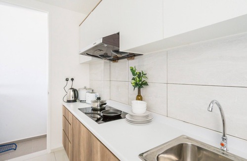 Bukit Bintang House | High-Floor Modern Apartment with Incredible Views