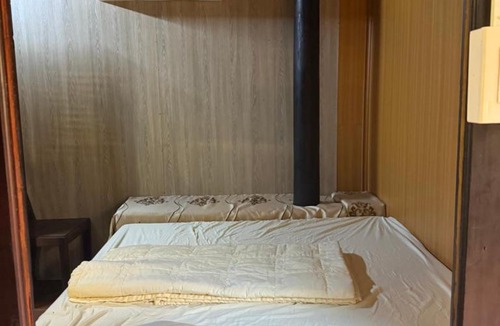 Thuy Xuan Hotel | Hill Bungalow