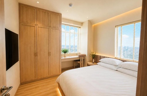 Da Kao Apartment | Hoa Villa - View of Landmark 81 - Near Ben Thanh Market