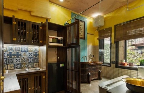 French Quarter Apartment | Hoan Kiem Art Boutique Apart 2beds Balcony Netflix