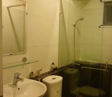 Phuong Hotel | Hoang Loc Villa