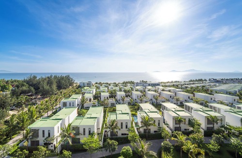 Dien Ban Apartment | Hoi An Apartment Resort 5*|Garden & Beach View 1 minute walk to beach Free Pool