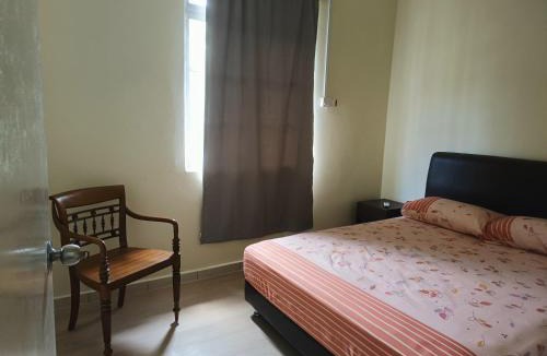 Si Rusa Apartment | Holiday Home PD Perdana Condo