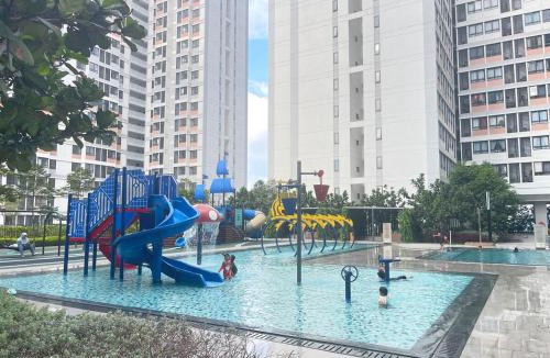 Sepang Apartment | Holiday like a King and Queen Close to KLIA2