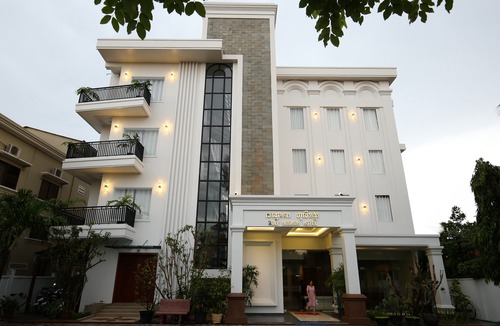 Taphul Village Area Hotel | Holy Angkor Deluxe Hotel