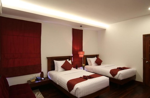 Taphul Village Area Hotel | Holy Angkor Deluxe Hotel