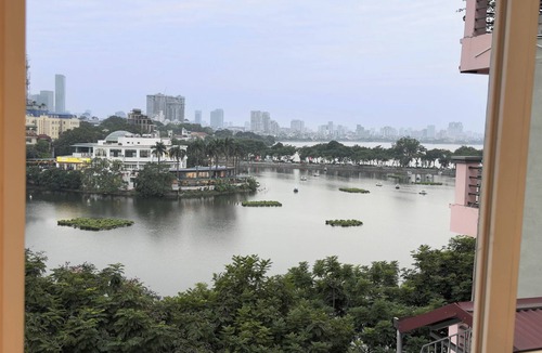 Truc Bach House | Home. Homestay – Lakeside Serenity in Hanoi