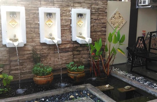 Bukit Indah House | Home2u T'Castle