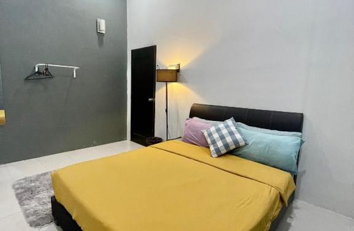 Taman Impian House | Home36#8pax#4bedroom#NearAeonAlma#Mcd