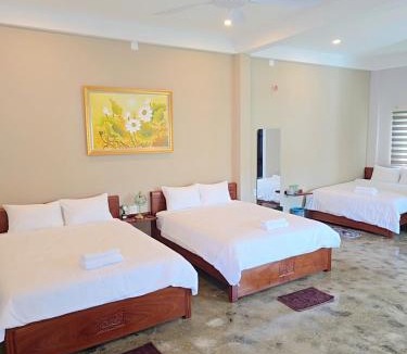 Vinh Hy Hotel | Homestay Ánh Dương - Sunshine