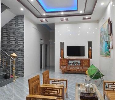 Le Thuy House | HomeStay Ông Vinh