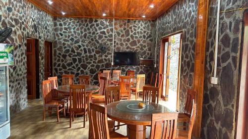 Trung Khanh House | Homestay A Sy - Near Ban Gioc waterfall