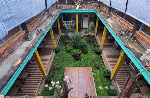 Malang House | Homestay Abah Kolam Syariah