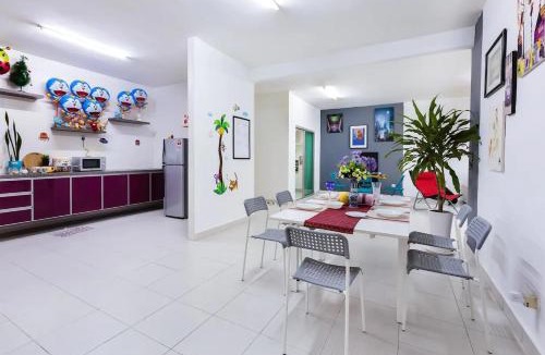 Taman Desa Tebrau Apartment | Homestay@AEON Desa Tebrau