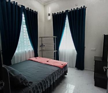 Kusial House | Homestay Anas