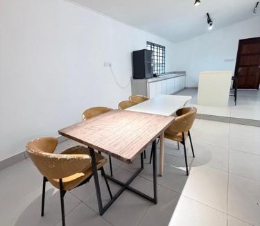 Mantin House | Homestay Belian Mantin