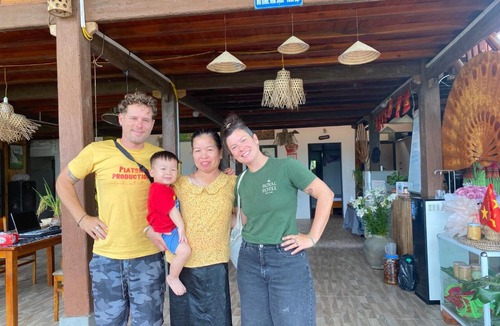 Van Chan Bed & Breakfast | Homestay Chinh Bi