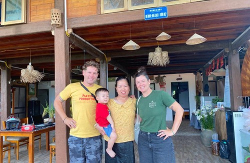 Van Chan Bed & Breakfast | Homestay Chinh Bi
