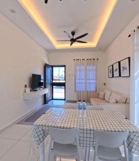 Kampung Padang Tok Chik House | Homestay Dataran Tikam Batu
