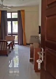 Batu Ferringhi Apartment | Homestay frandy beach villa