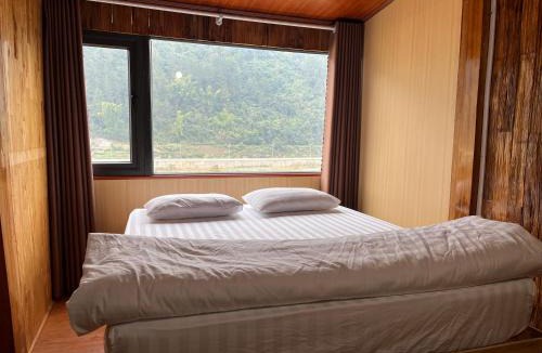 Mu Cang Chai Hotel | Homestay Hoà Thảo - Bus ,Trek & motorbike