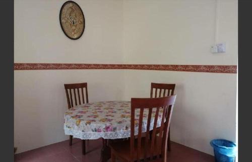 Pekan House | Homestay Ibu
