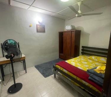 Balok House | Homestay ILham Marhaen