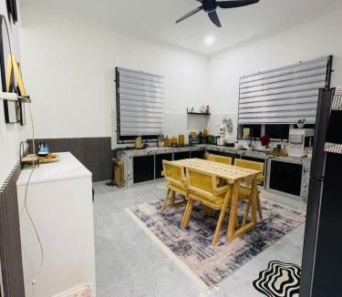 Bentong District House | Homestay Kaiyisah