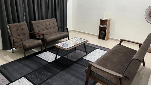 Bukit Kuin Satu House | Homestay kuantan kotasas
