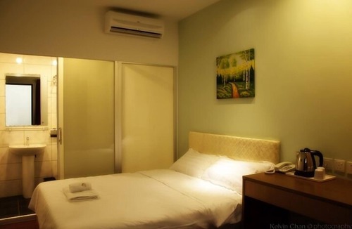 Kuching Hotel | HomeStay Kuching