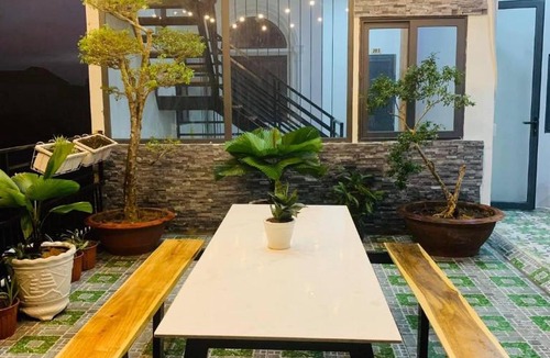 Binh Thuy Hotel | Homestay KV