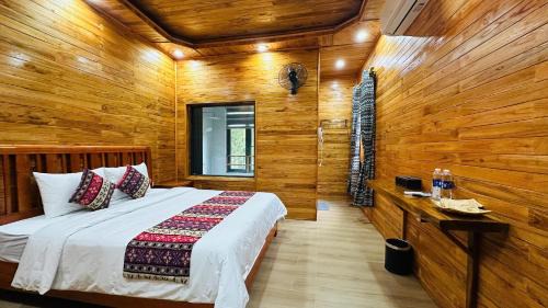 Trung Khanh Other | Homestay nhà hàng Liên Khôi