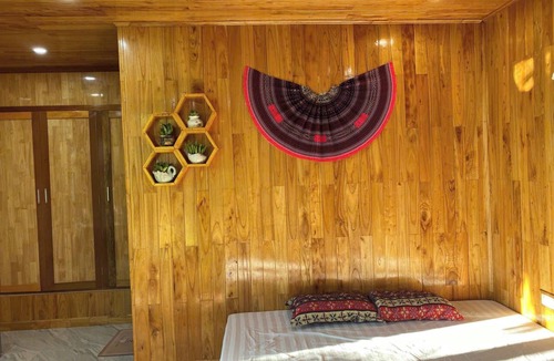 Van Chan Bed & Breakfast | Homestay Nha Cua Mi