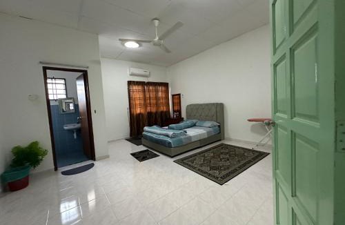 Kuantan House | Homestay Tchr Amy 2